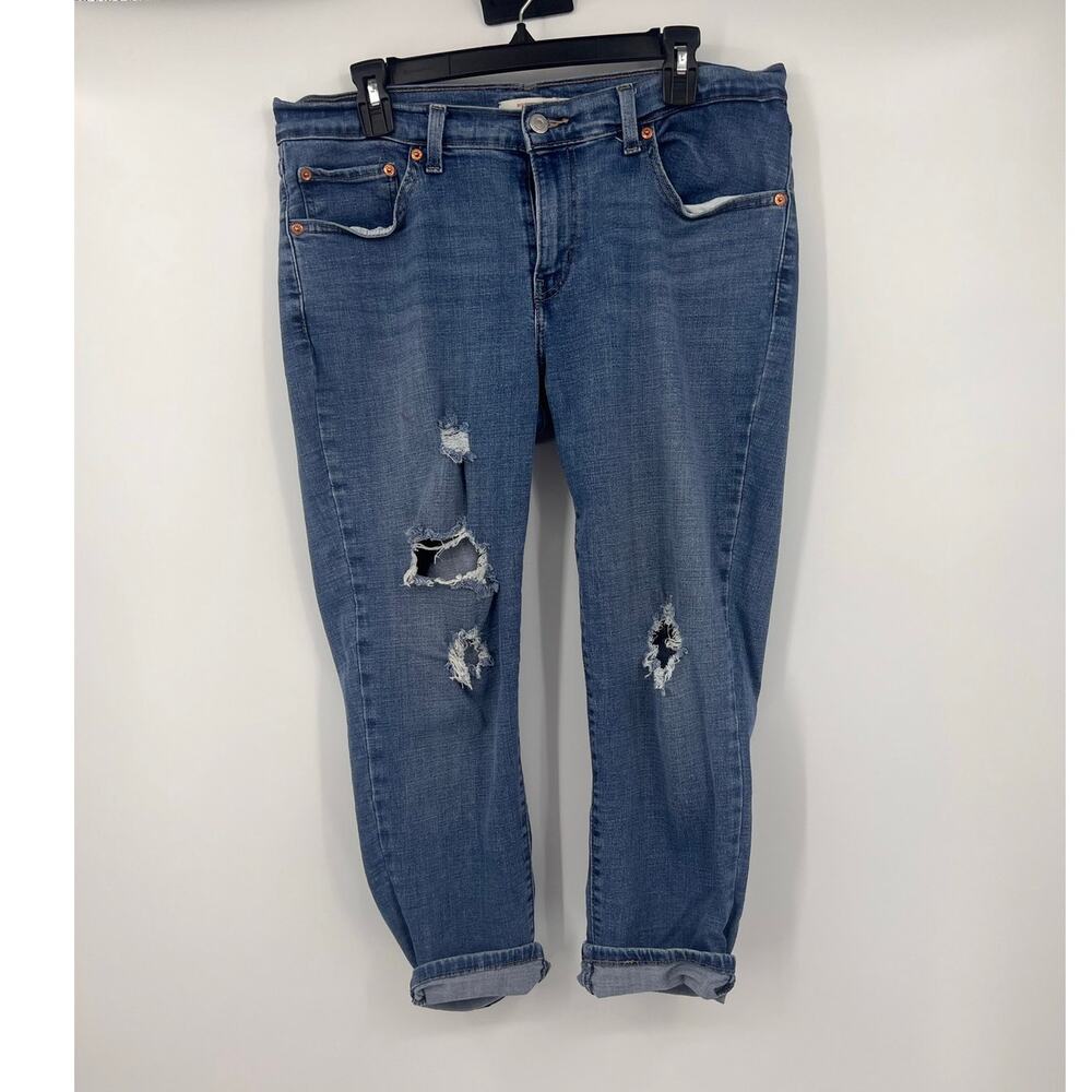 Levi Capri Women's Stretchy Boyfriend Jeans Distressed 31 Sexy Classic Retro